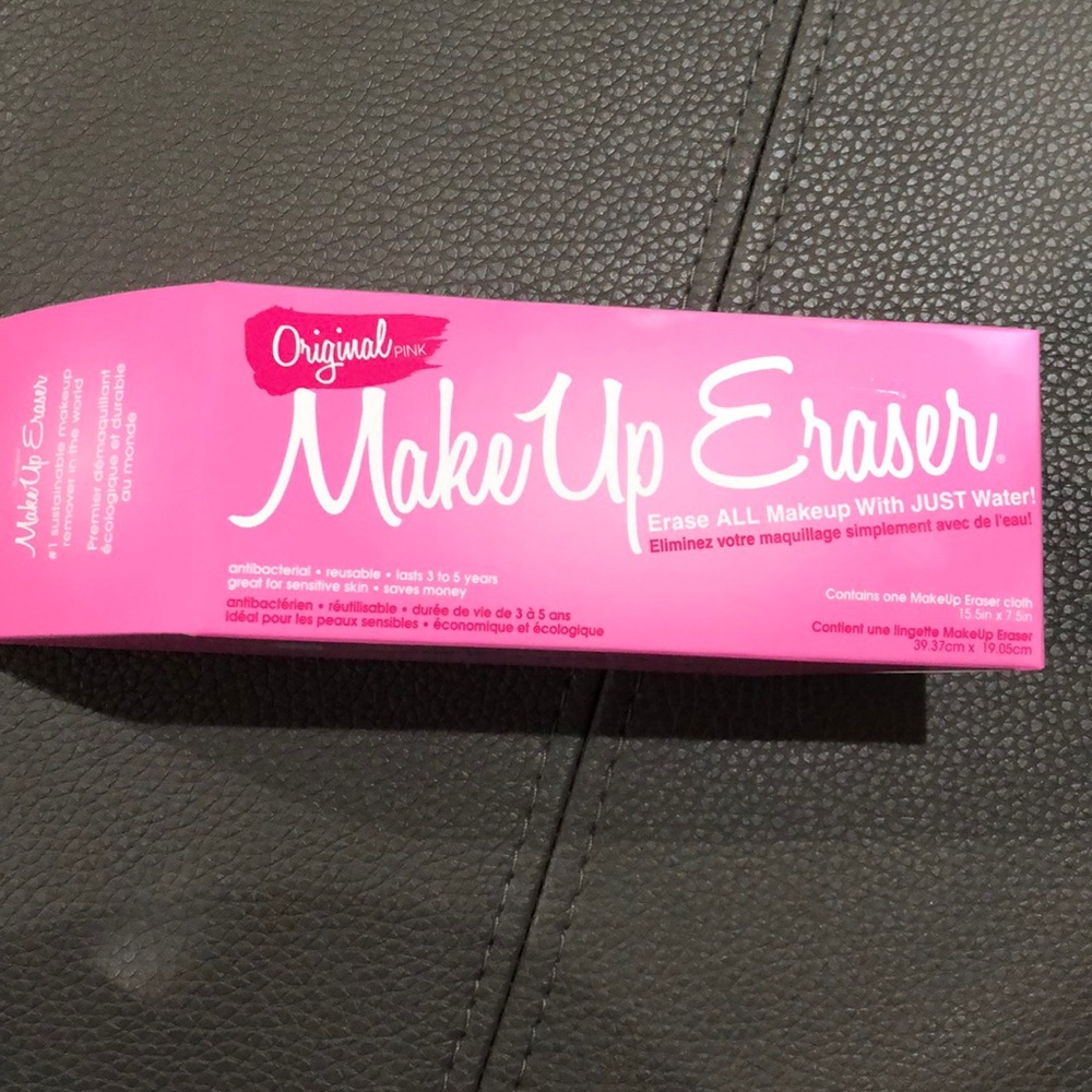 Makeup eraser cloth